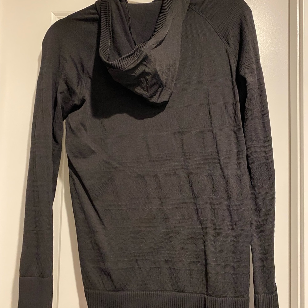 Lululemon Run Long Sleeve Hoodie. - Picture 2 of 4